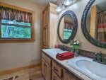 Upper Level Bathroom with Tub/Shower Combo